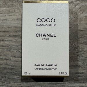 CHANEL Coco Mademoiselle Eau de Parfum - White and Gold